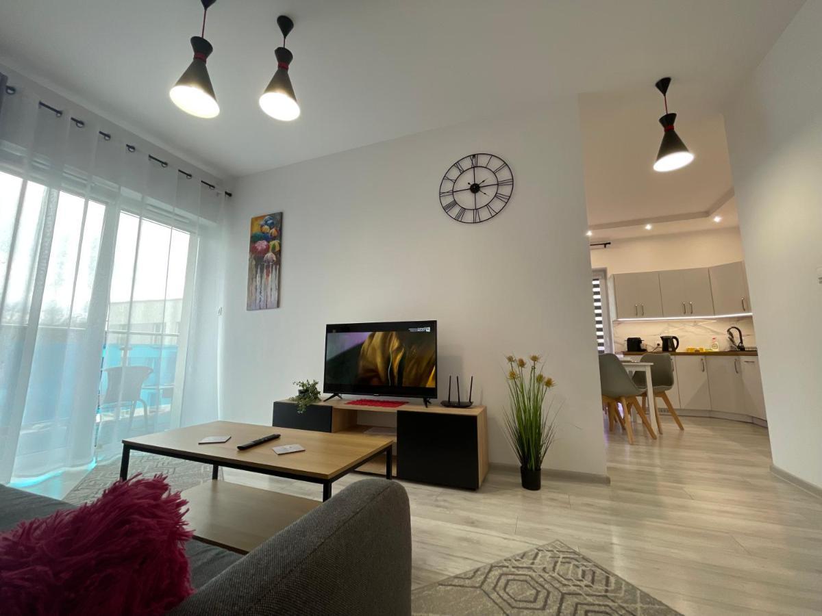 Apartament Nowoczesny Komfortowy Kustronia Z Garazem Balkonem Wanna ビエルスコ・ビアバ エクステリア 写真